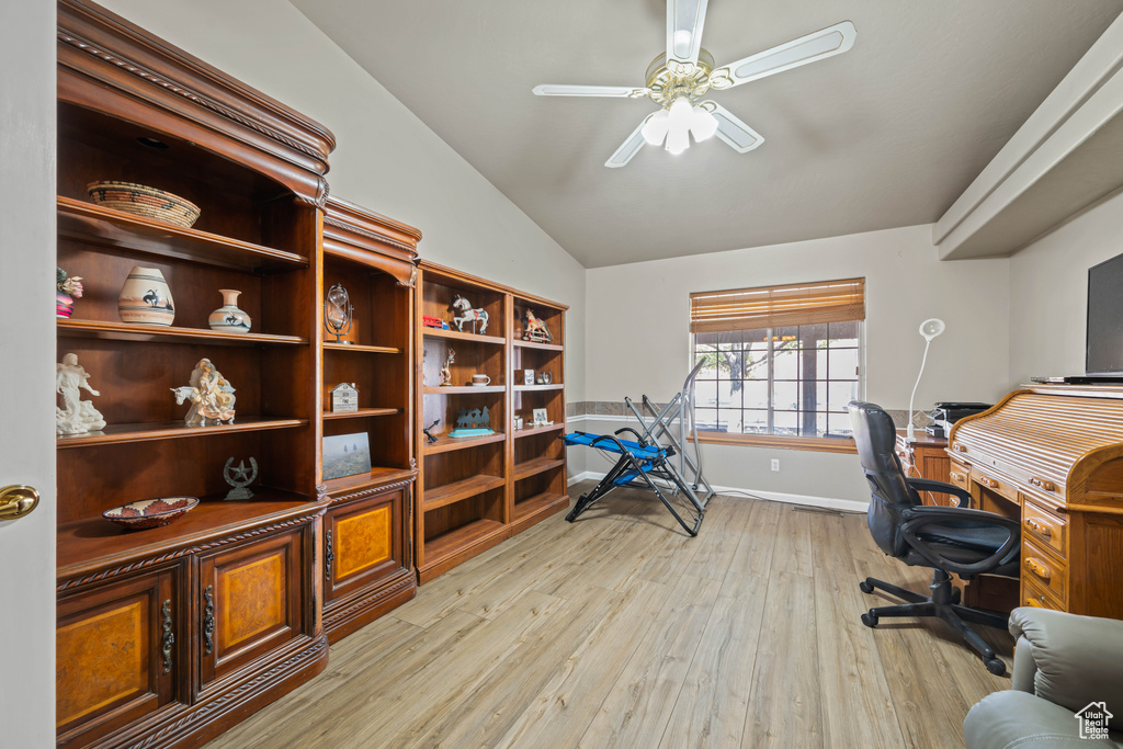 Photo 9 for MLS #2116502 at 2051 E Washington Rd