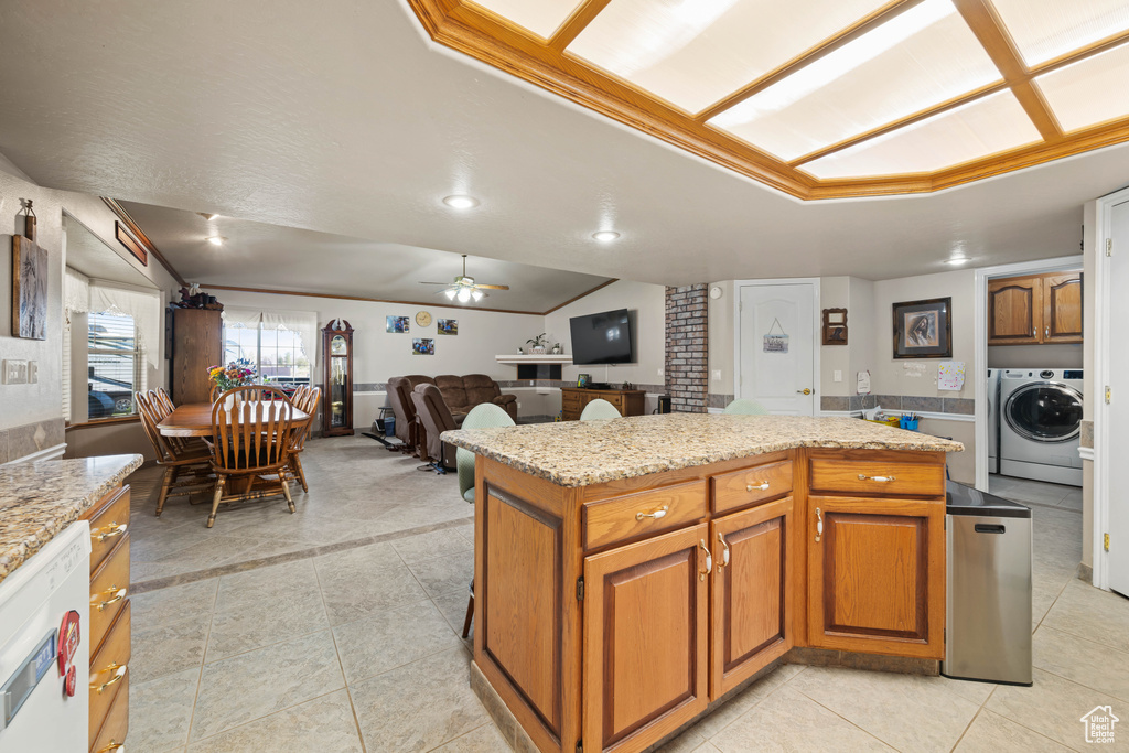 Photo 13 for MLS #2116502 at 2051 E Washington Rd