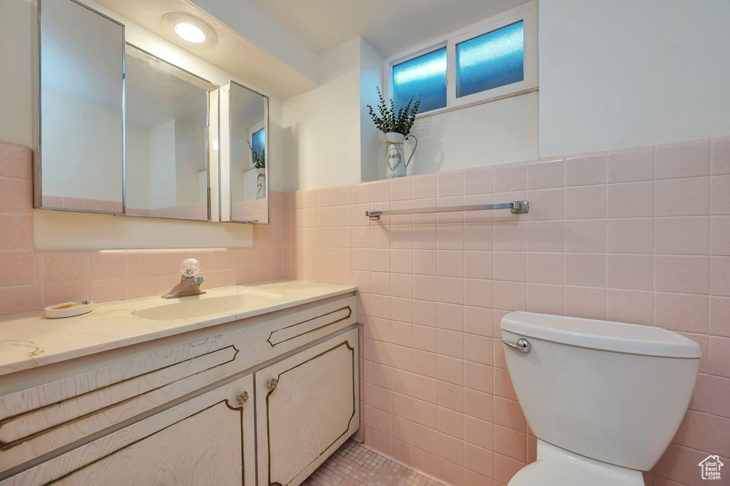 Photo 14 for MLS #2116504 at 1206 E Ridgedale Ln