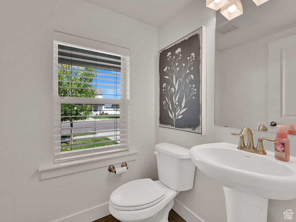 Photo 18 for MLS #2116506 at 1374 E 340 South