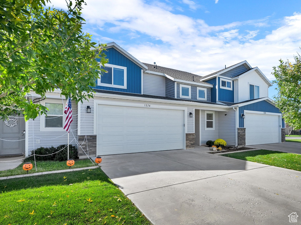 Photo 2 for MLS #2116506 at 1374 E 340 South