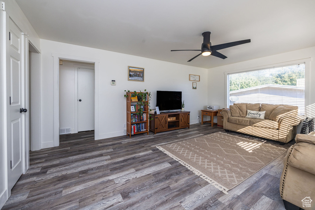 195 N 800 E Hyrum, UT 84319