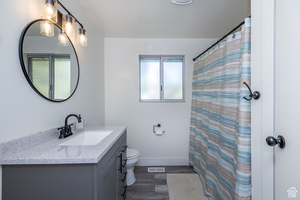 195 N 800 E Hyrum, UT 84319