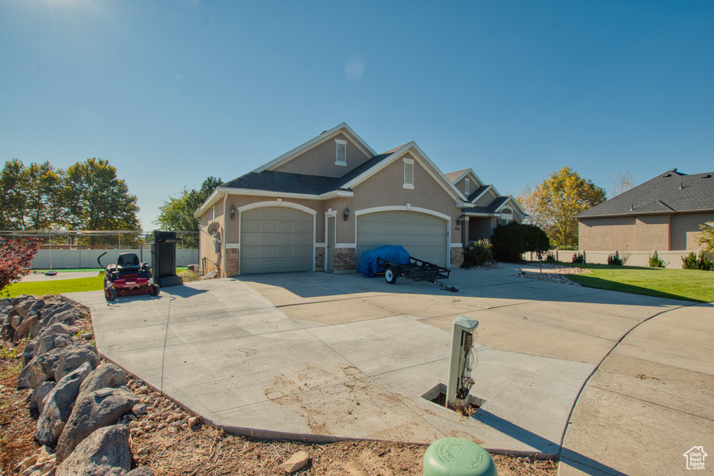 Photo 3 for MLS #2116532 at 916 S 1760 West