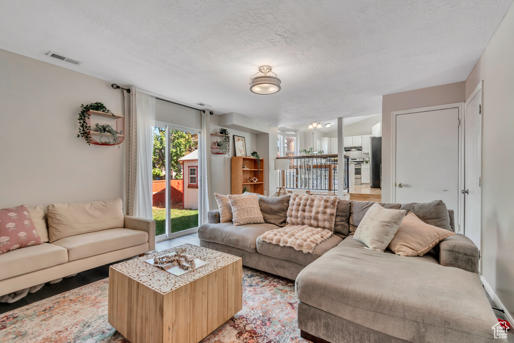 Photo 12 for MLS #2116536 at 1146 W Athleen Dr