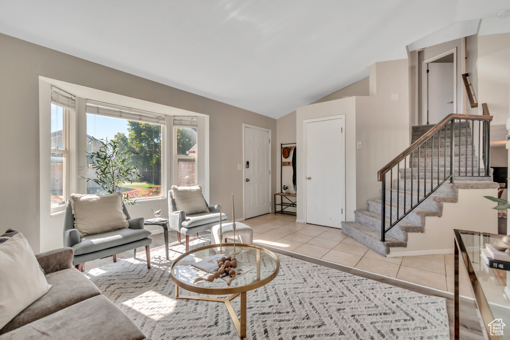 Photo 4 for MLS #2116536 at 1146 W Athleen Dr
