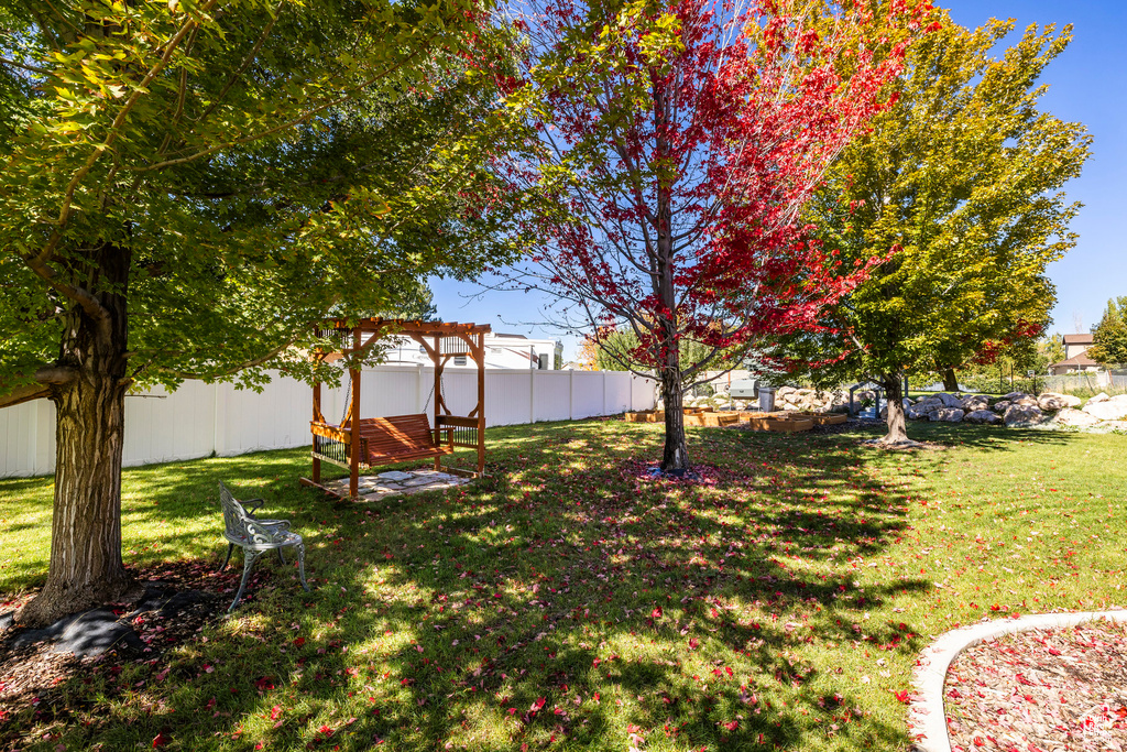 Photo 21 for MLS #2116541 at 8007 S 2550 East