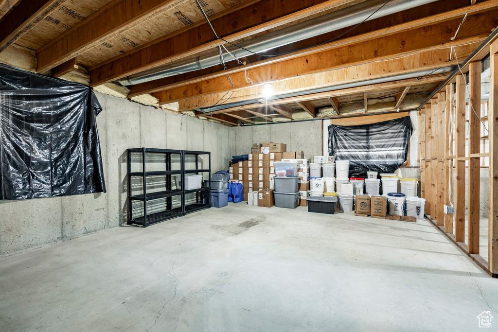 Photo 20 for MLS #2116541 at 8007 S 2550 East