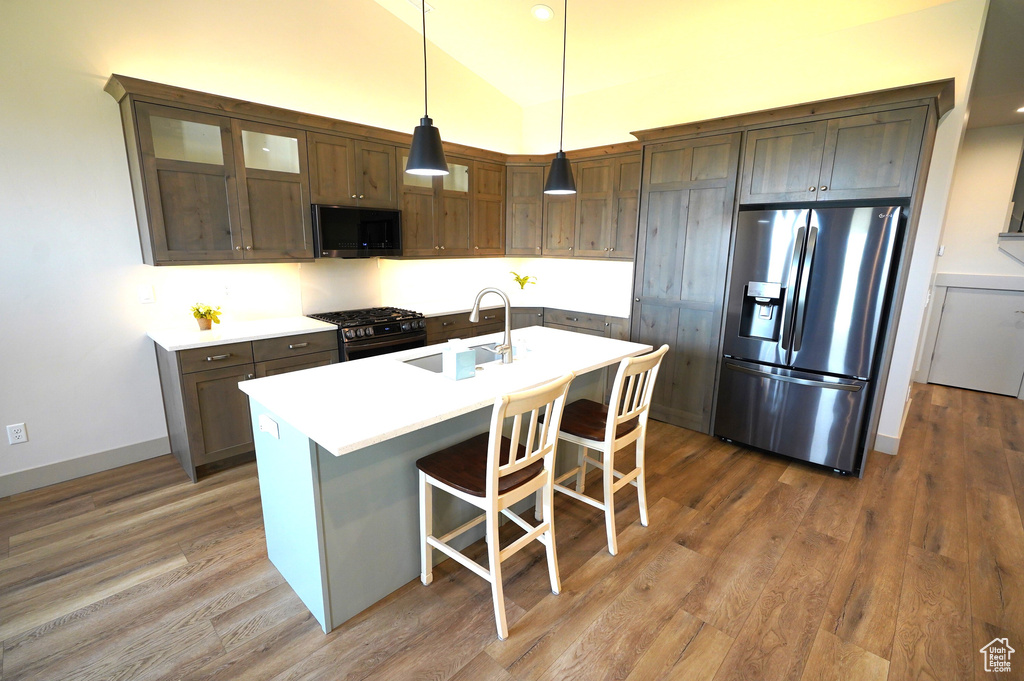 Photo 22 for MLS #2116543 at 759 W Fox Dr