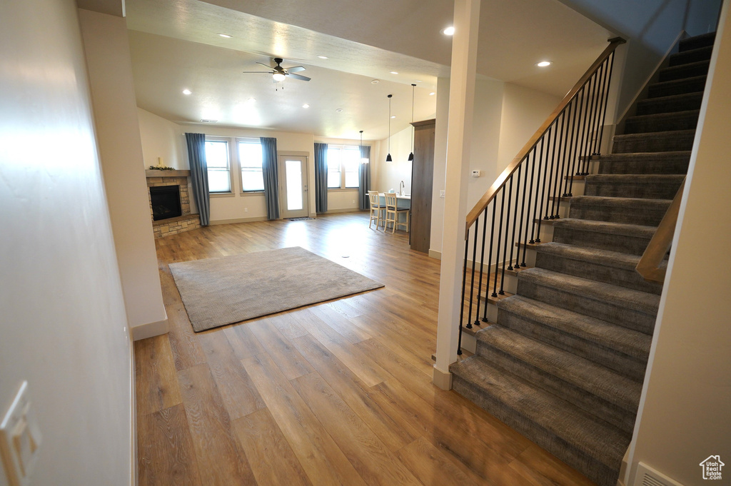 Photo 9 for MLS #2116543 at 759 W Fox Dr