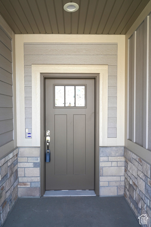 Photo 2 for MLS #2116543 at 759 W Fox Dr