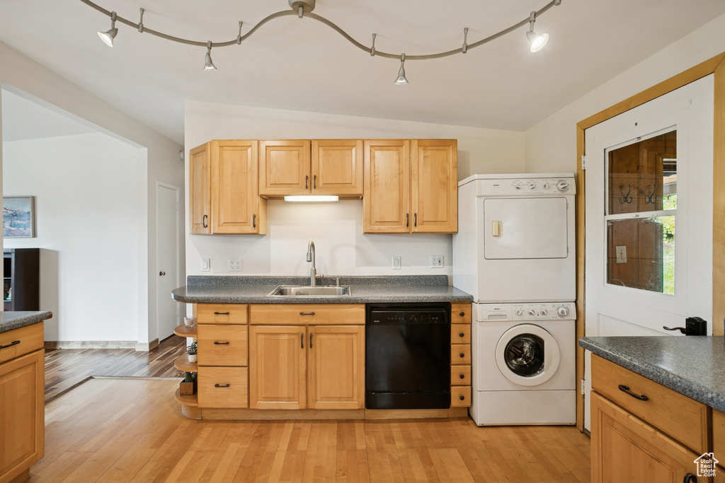Photo 8 for MLS #2116545 at 3485 S Fleetwood Dr