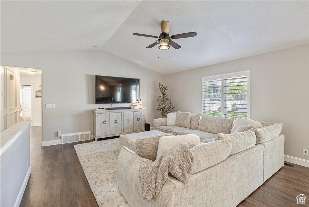Photo 8 for MLS #2116547 at 23 E 2150 North