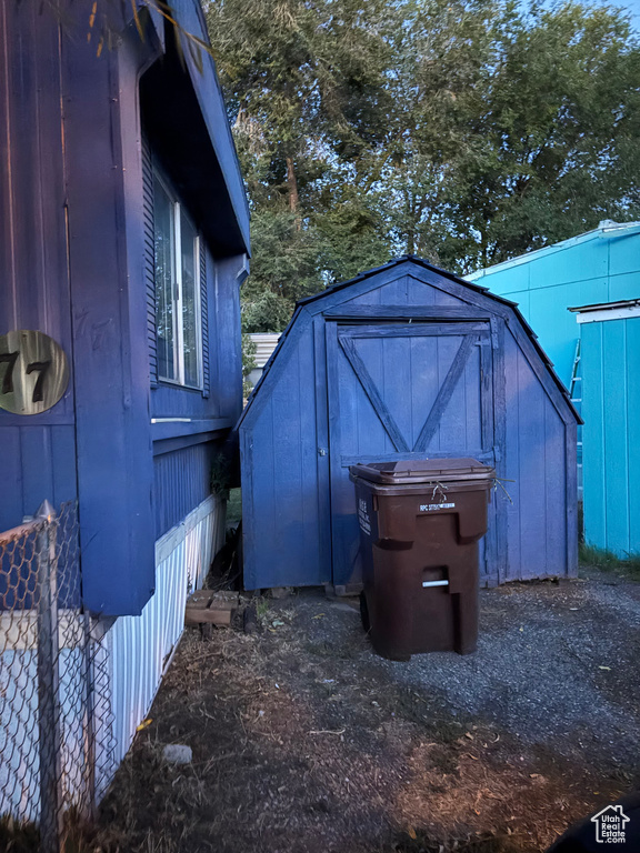 Photo 14 for MLS #2116567 at 705 S Redwood Rd #77