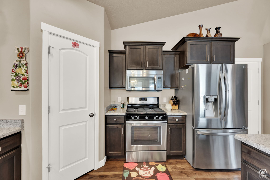 Photo 12 for MLS #2116573 at 5657 S Woodview Dr #424