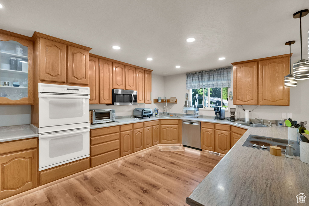 Photo 11 for MLS #2116578 at 4438 W Lennox Dr