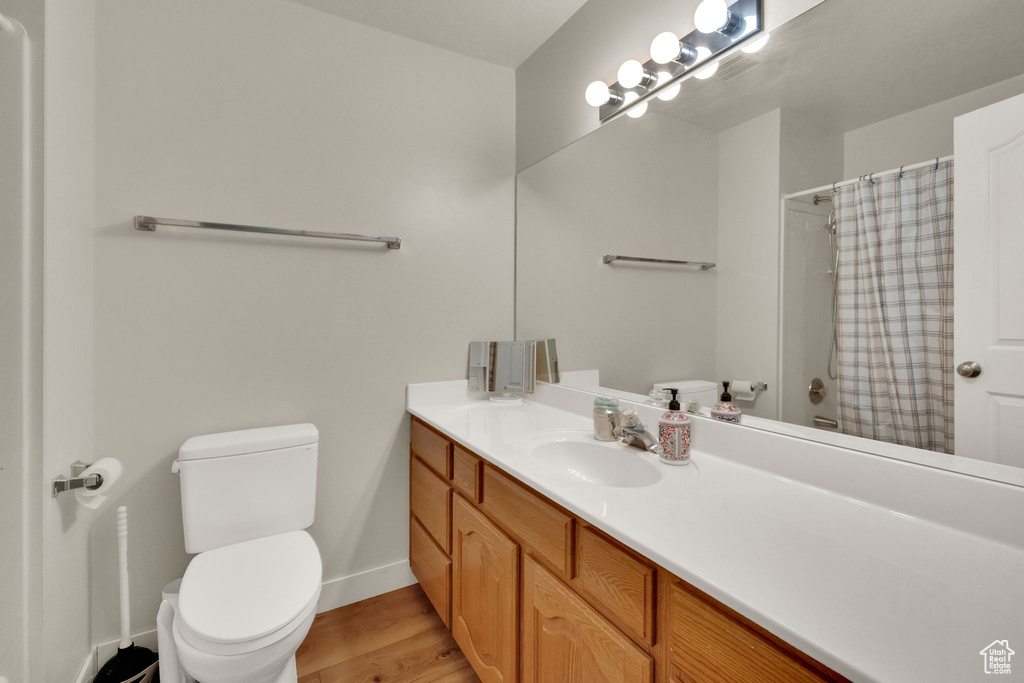 Photo 15 for MLS #2116578 at 4438 W Lennox Dr