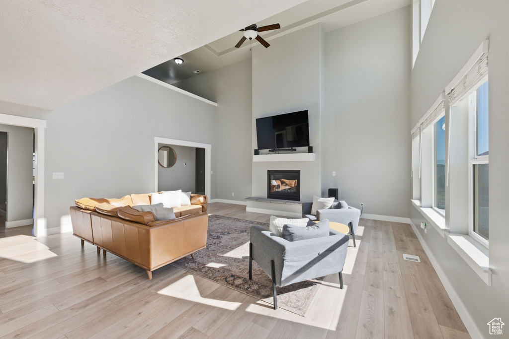 49 E GARIBALDI WAY Saratoga Springs, UT 84045