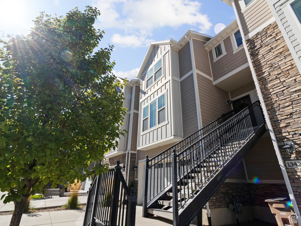 Photo 2 for MLS #2116585 at 13426 S Yellow Cliff Dr