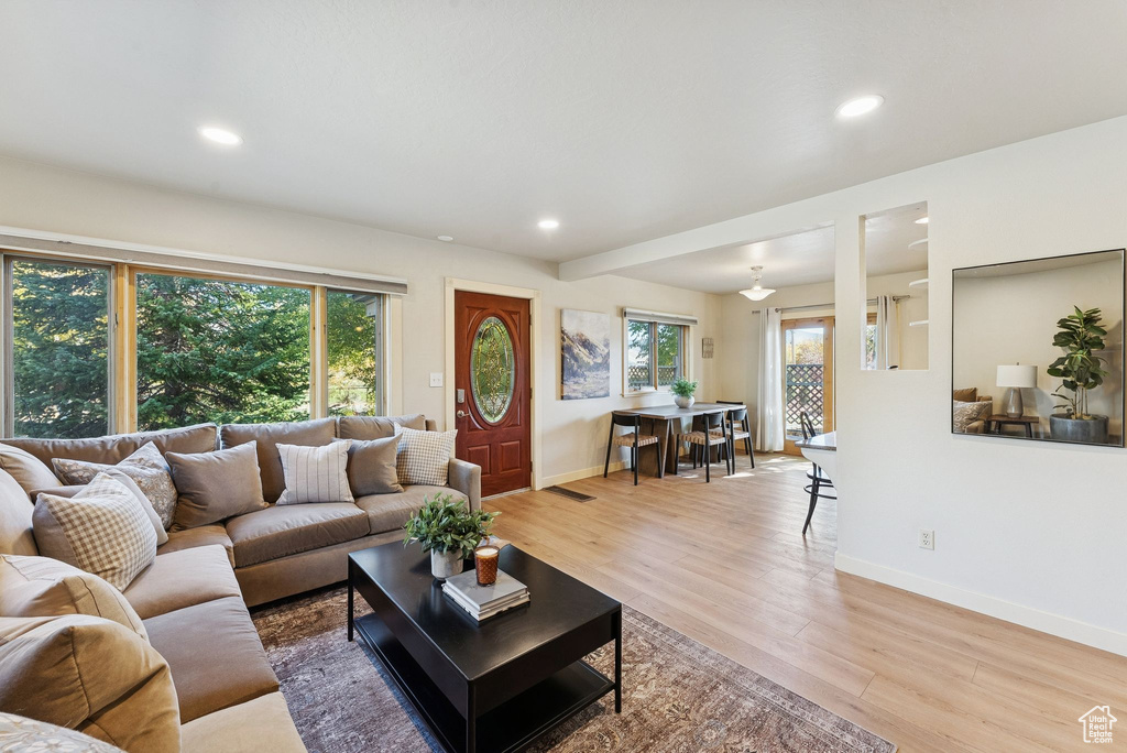 Photo 8 for MLS #2116586 at 590 S Center St