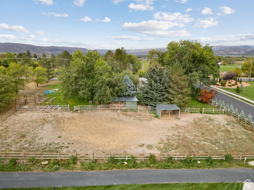 Photo 4 for MLS #2116586 at 590 S Center St