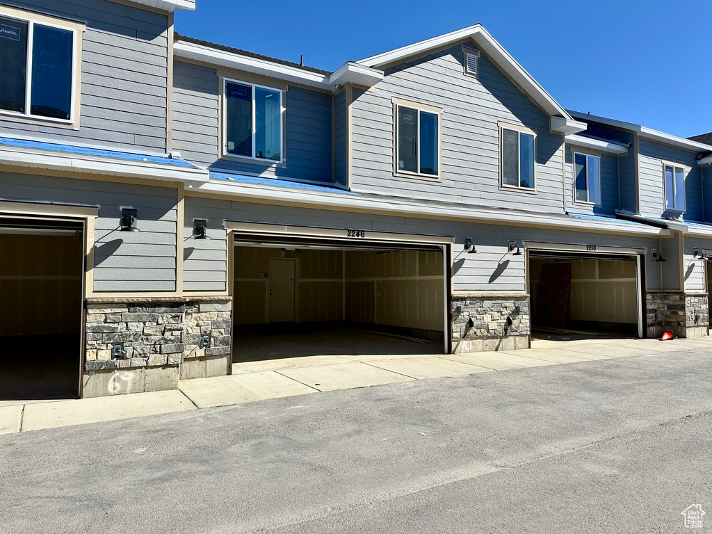 Photo 4 for MLS #2116588 at 2246 S 1120 West #70