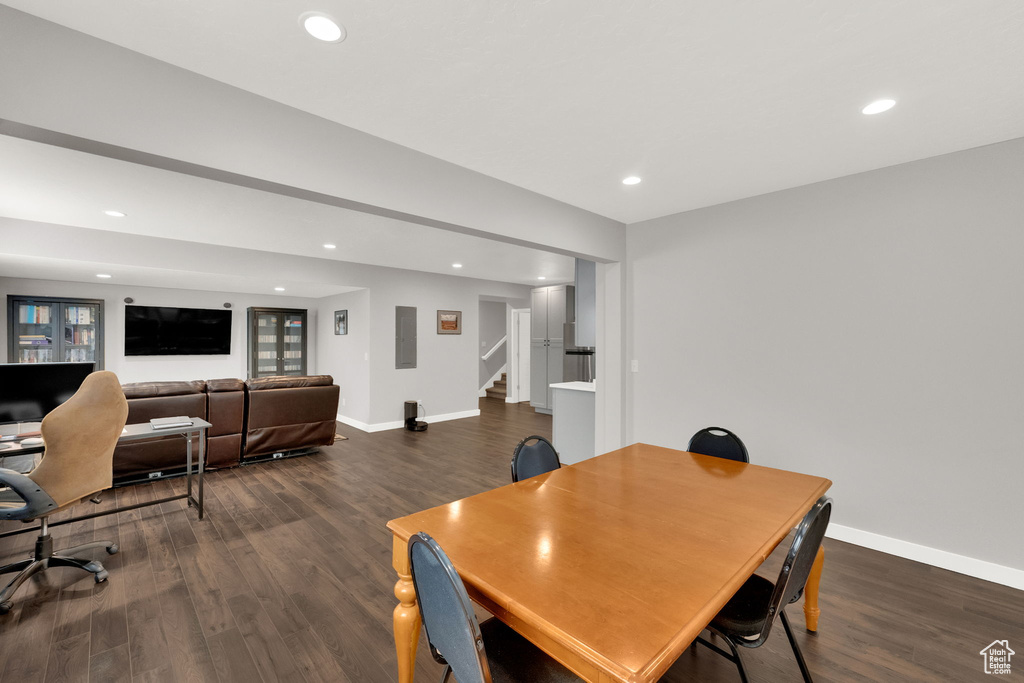 Photo 32 for MLS #2116596 at 94 E Broxburn Way