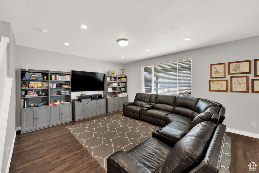 Photo 9 for MLS #2116596 at 94 E Broxburn Way