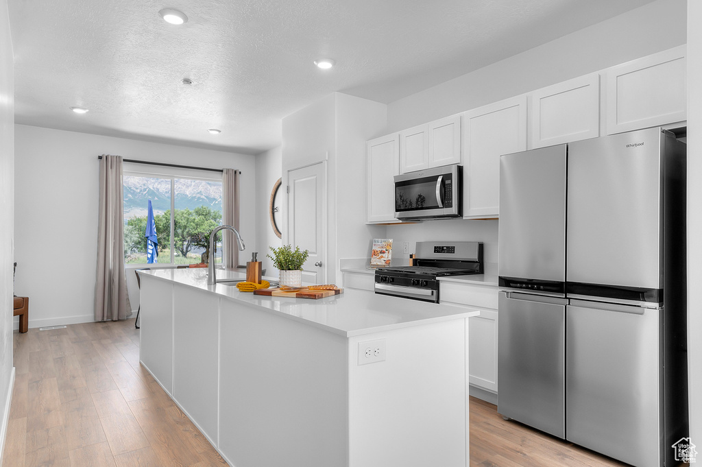 Photo 7 for MLS #2116601 at 346 E 1275 North #127