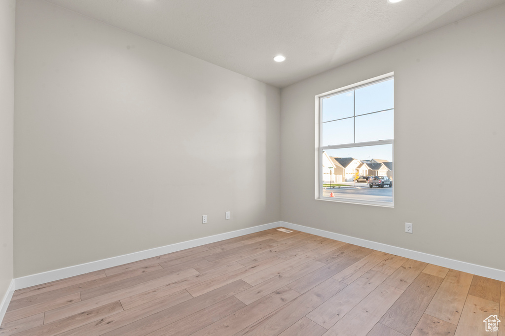 Photo 5 for MLS #2116606 at 1271 E Desert Peak