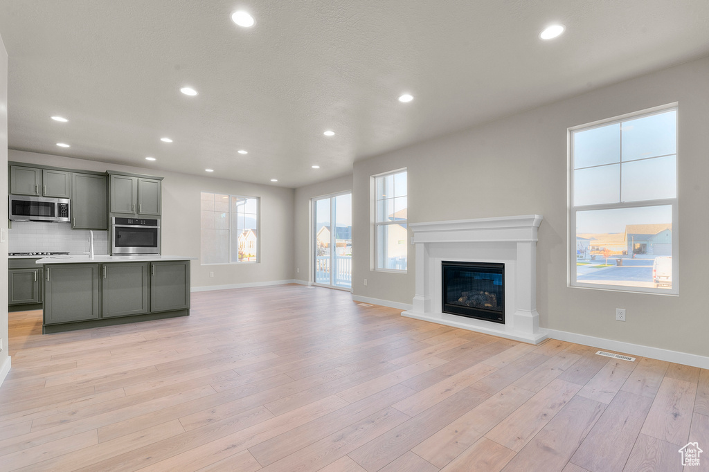 Photo 8 for MLS #2116606 at 1271 E Desert Peak