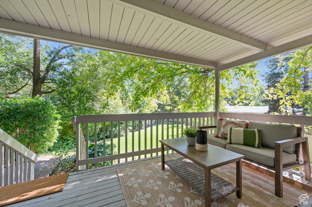 1752 E MILLCREEK CIR Salt Lake City, UT 84106