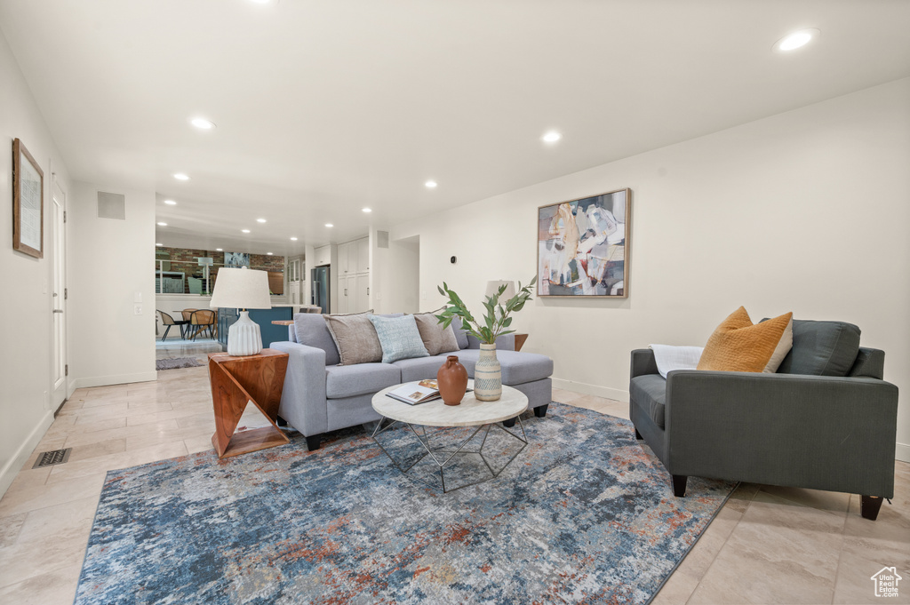 1752 E MILLCREEK CIR Salt Lake City, UT 84106