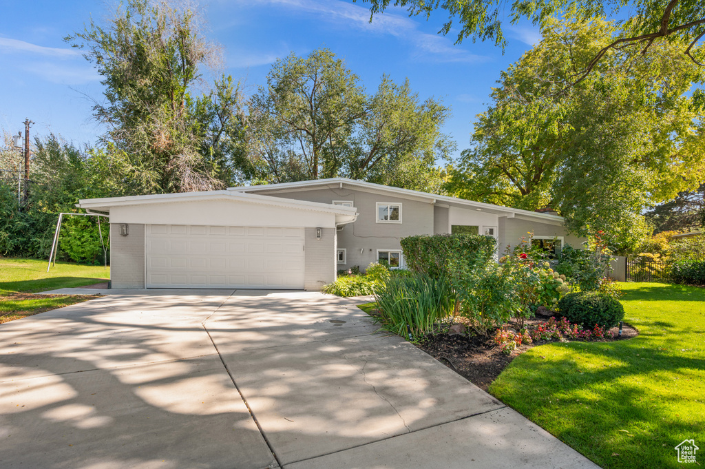 1752 E MILLCREEK CIR Salt Lake City, UT 84106