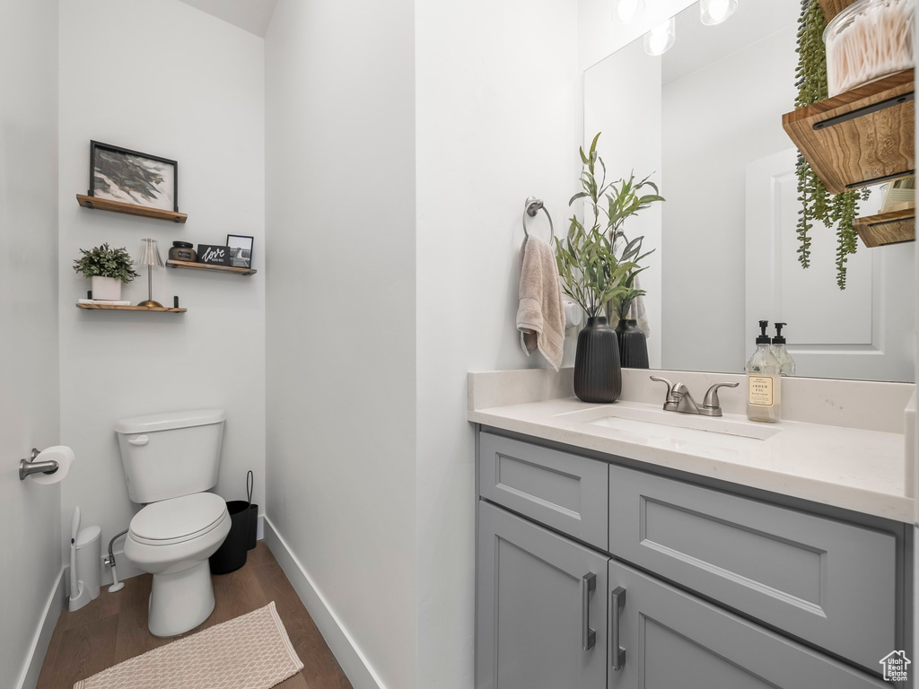 Photo 19 for MLS #2116610 at 714 E Garden Grove Dr