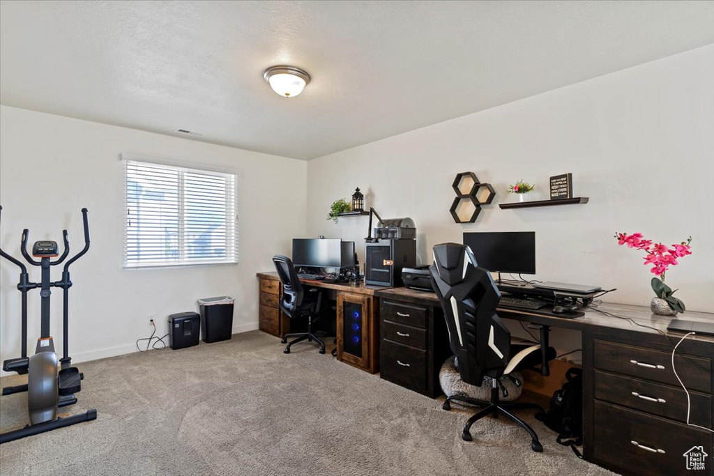 Photo 16 for MLS #2116634 at 940 W Stonehaven Dr