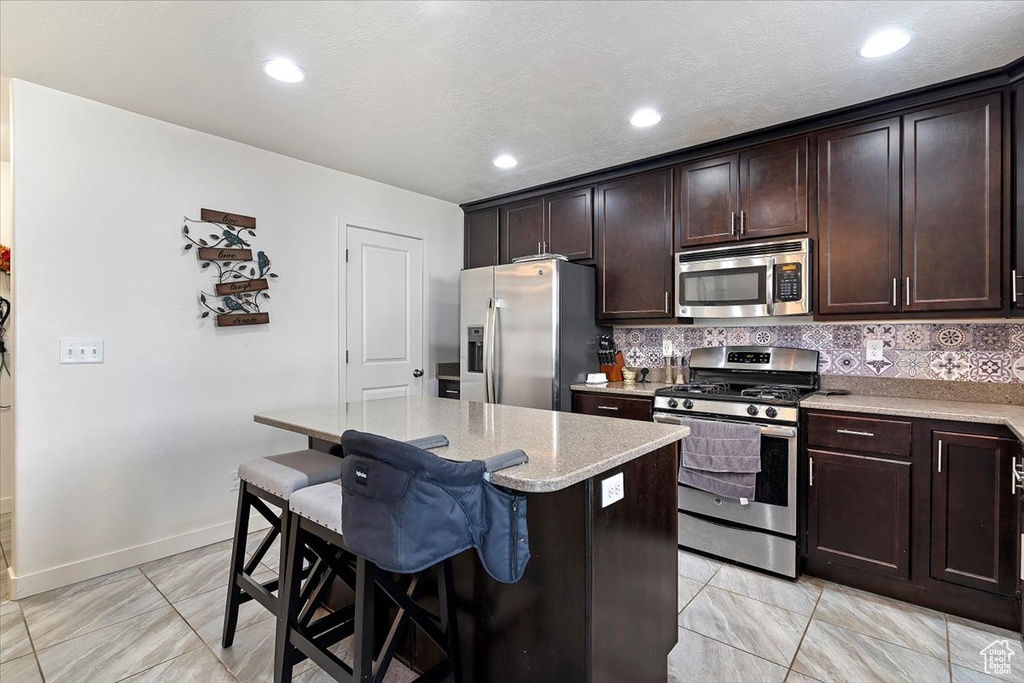 Photo 12 for MLS #2116634 at 940 W Stonehaven Dr