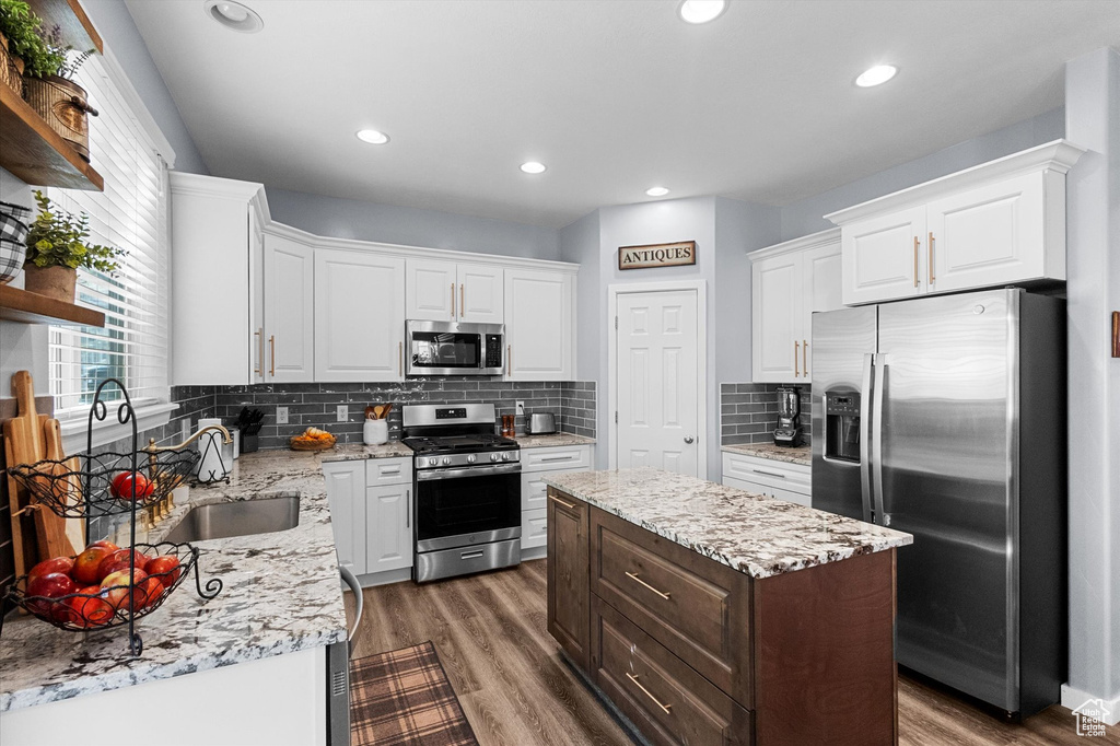 Photo 6 for MLS #2116643 at 2932 E Lookout Dr