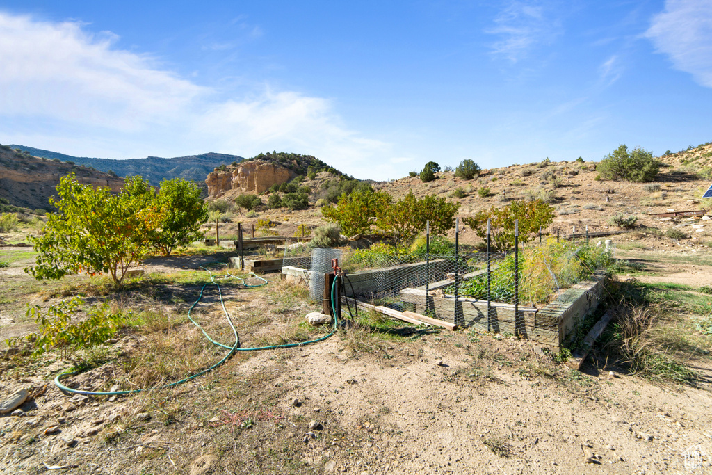 Photo 25 for MLS #2116649 at 3135 N Thompson Canyon Rd