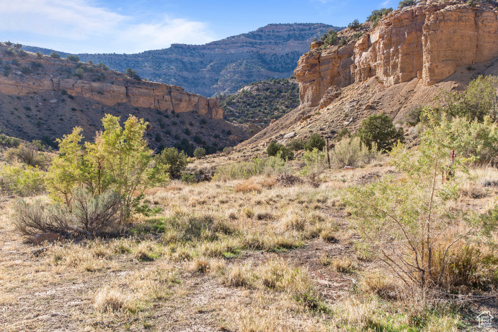 Photo 38 for MLS #2116649 at 3135 N Thompson Canyon Rd