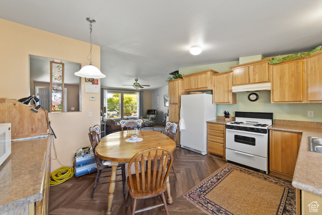 Photo 7 for MLS #2116649 at 3135 N Thompson Canyon Rd