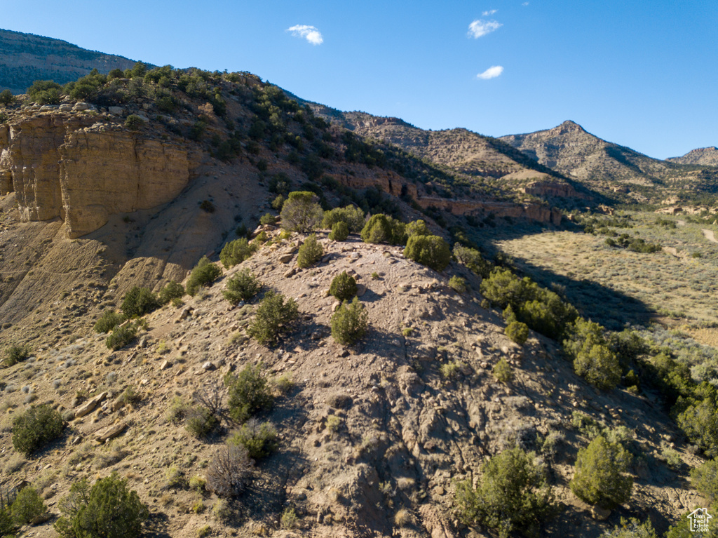Photo 42 for MLS #2116649 at 3135 N Thompson Canyon Rd