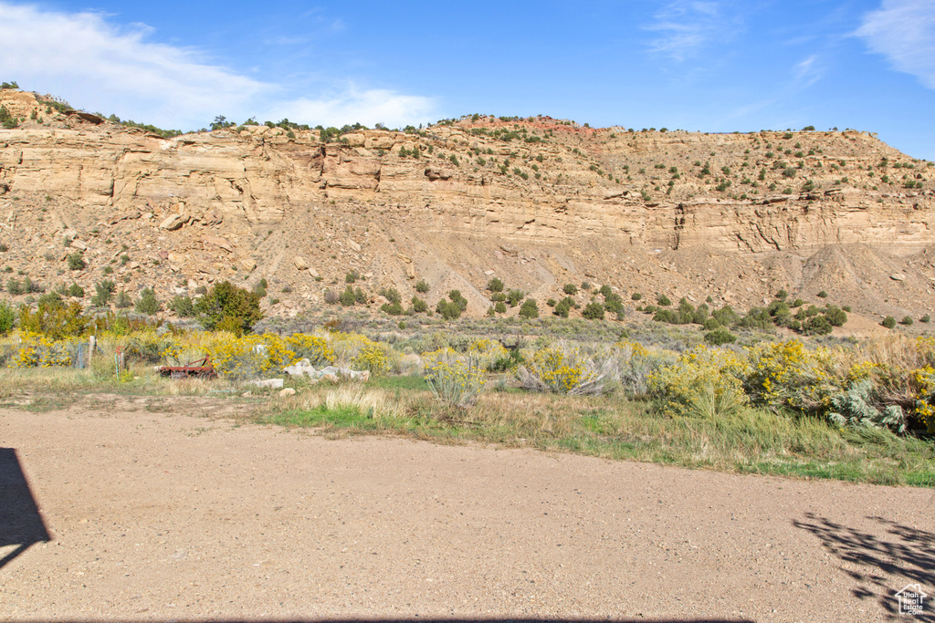 Photo 34 for MLS #2116649 at 3135 N Thompson Canyon Rd