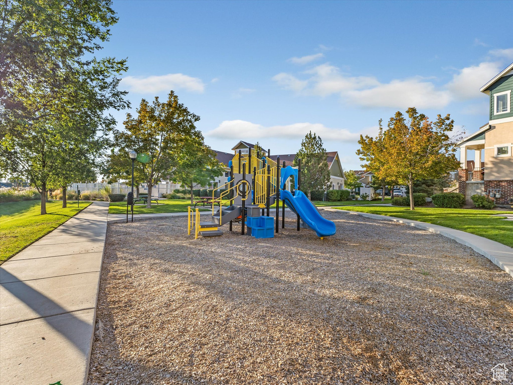 Photo 28 for MLS #2116654 at 9017 S Heights Dr