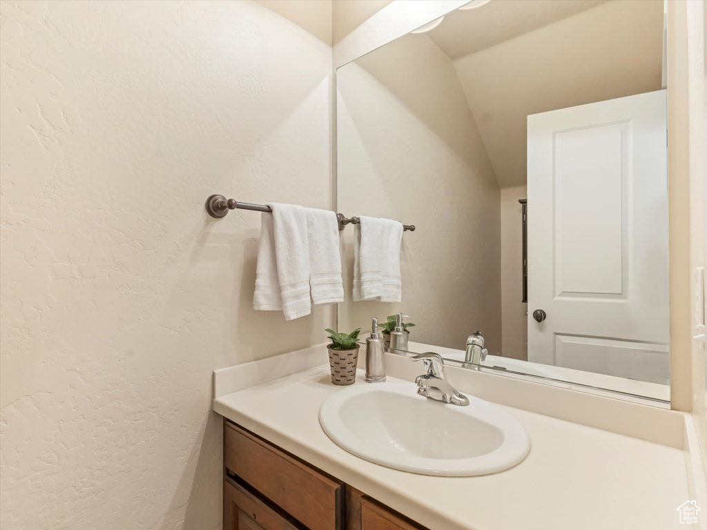 Photo 12 for MLS #2116654 at 9017 S Heights Dr