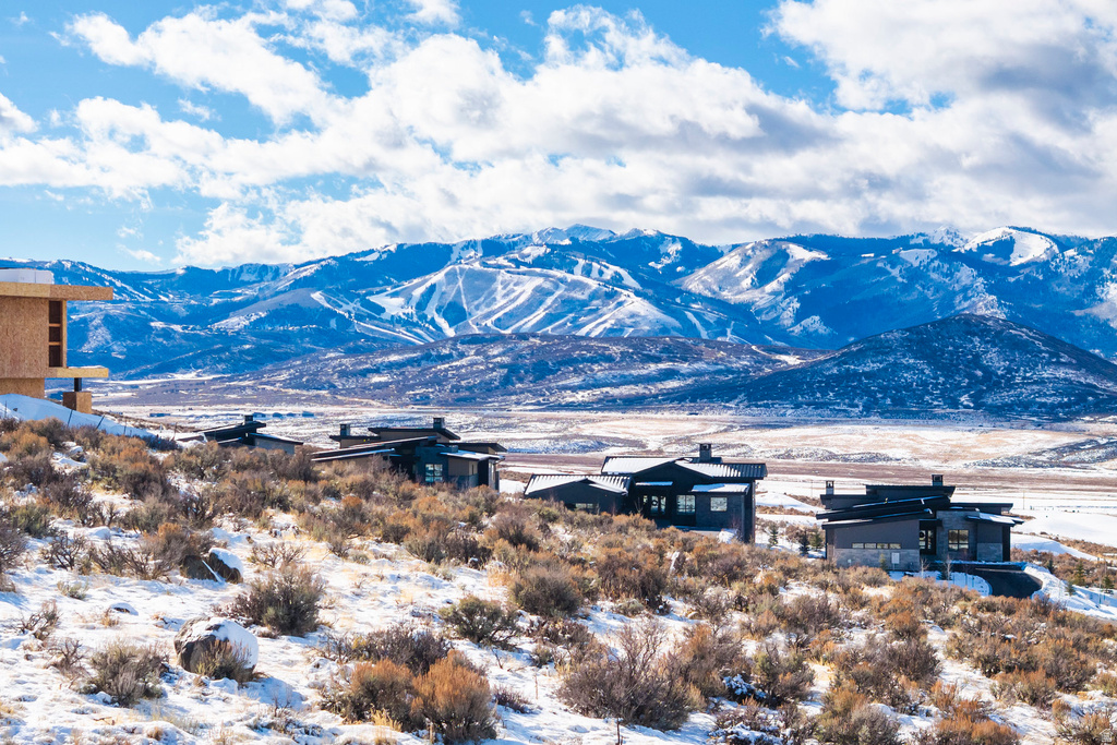 6921  BUGLE TRL Park City, UT 84098