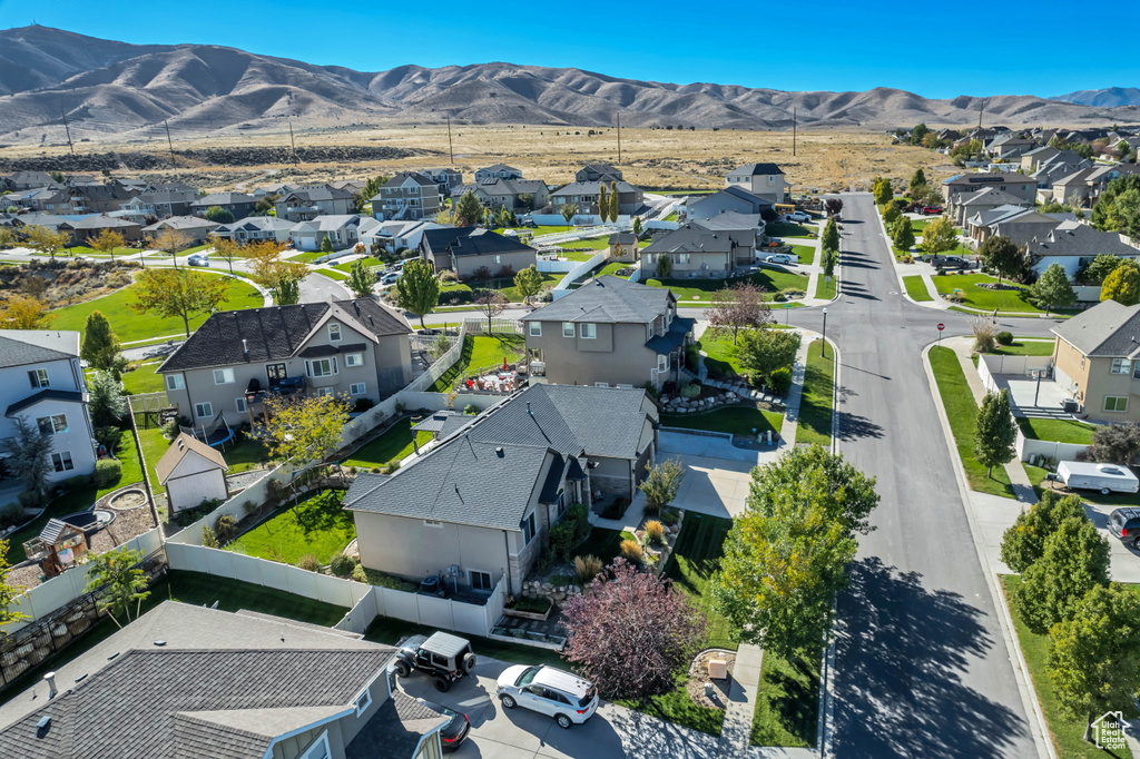 153 W HONEYSUCKLE DR Saratoga Springs, UT 84045