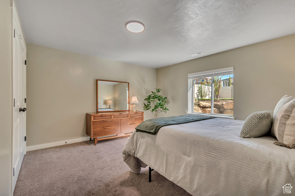 153 W HONEYSUCKLE DR Saratoga Springs, UT 84045