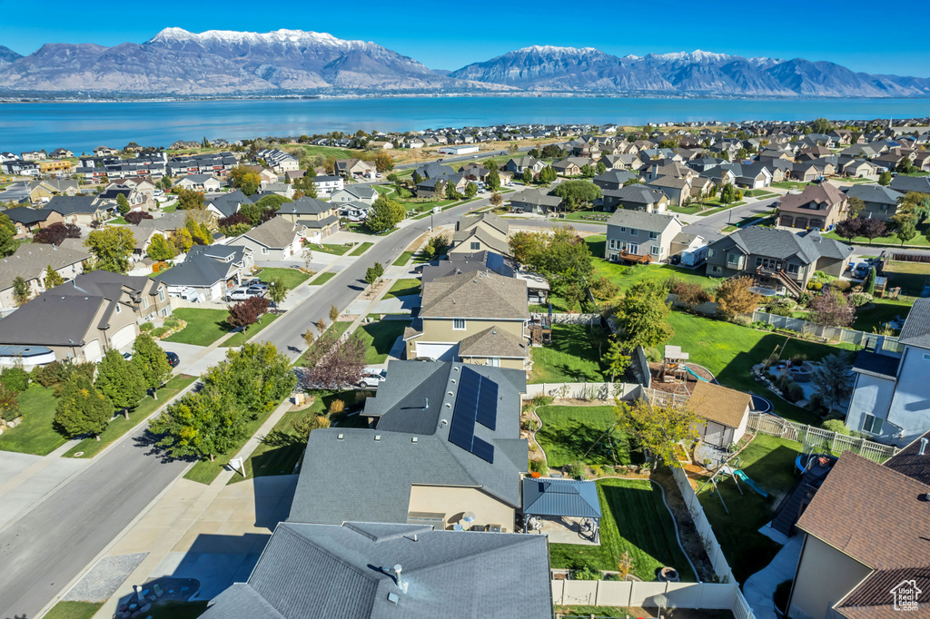 153 W HONEYSUCKLE DR Saratoga Springs, UT 84045