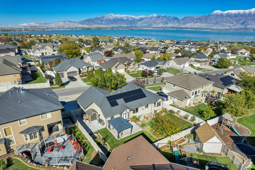 153 W HONEYSUCKLE DR Saratoga Springs, UT 84045